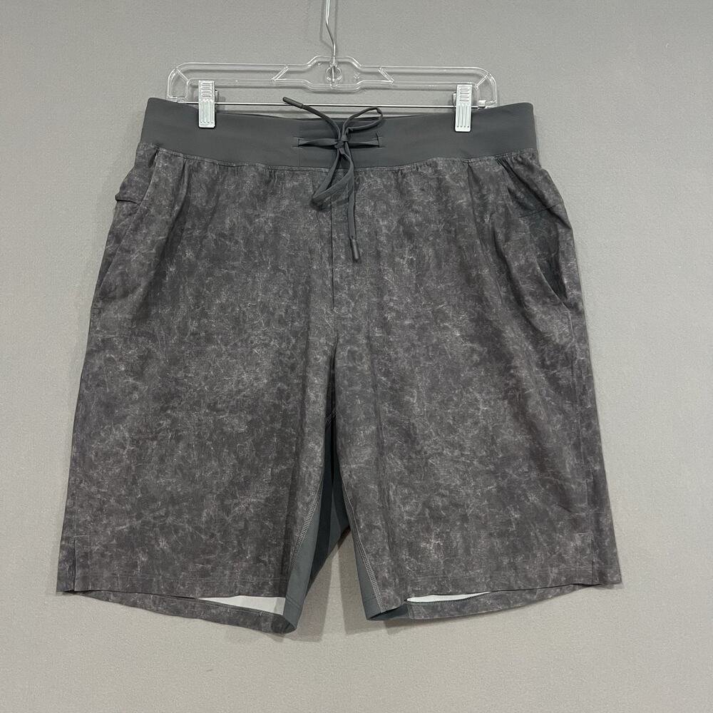 Lululemon THE Shorts Mens Large Gray Dust Linerless Athletic Running 9" Gym